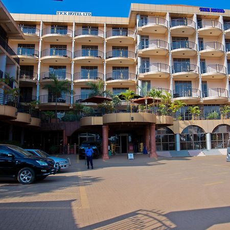 The Tick Hotel Kampala Eksteriør bilde